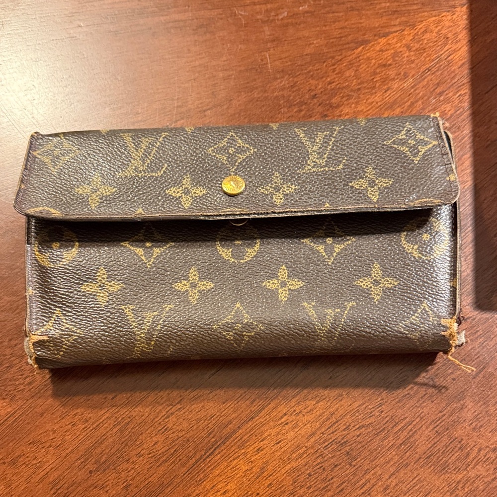Louis Vuitton Brown and Gold Monogram Clutch